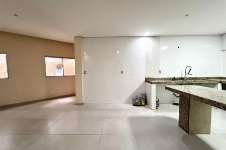 Apartamento para alugar com 100m², 3 quartos e 1 vaga Apartamento para alugar com 100m², 3 quartos e 1 vagaSala