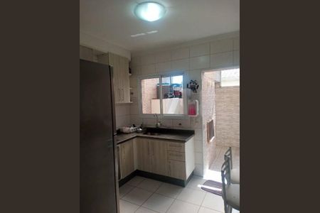 Casa à venda com 112m², 3 quartos e 2 vagas