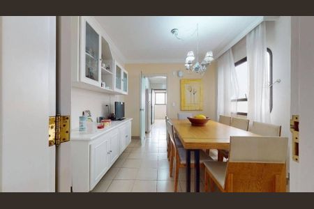 Apartamento à venda com 233m², 4 quartos e 3 vagas