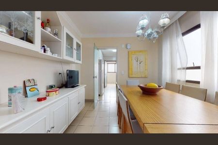 Apartamento à venda com 233m², 4 quartos e 3 vagas