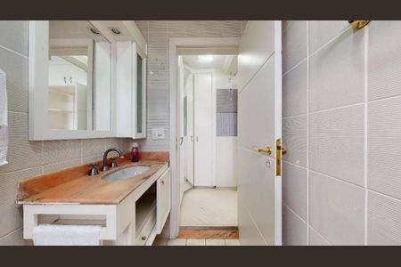 Apartamento à venda com 233m², 4 quartos e 3 vagas