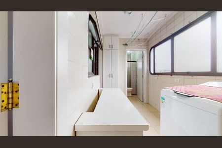 Apartamento à venda com 233m², 4 quartos e 3 vagas