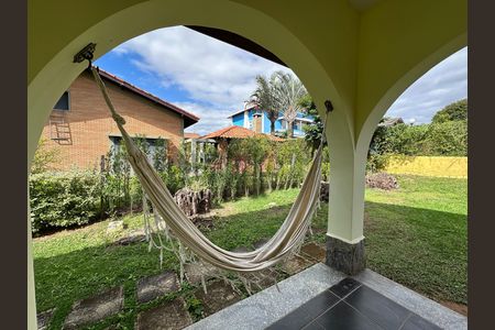 Casa de condomínio para alugar com 435m², 5 quartos e 5 vagas Casa de condomínio para alugar com 435m², 5 quartos e 5 vagasVaranda