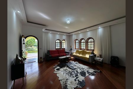 Casa de condomínio para alugar com 435m², 5 quartos e 5 vagas Casa de condomínio para alugar com 435m², 5 quartos e 5 vagasSala