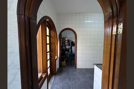 Casa de condomínio para alugar com 435m², 5 quartos e 5 vagas Casa de condomínio para alugar com 435m², 5 quartos e 5 vagasÁrea de Serviço