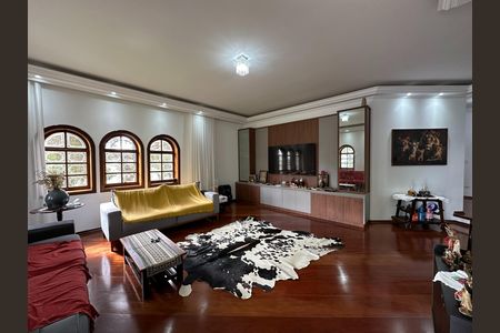 Sala de casa de condomínio para alugar com 5 quartos, 435m² em Jardim California, Jacareí