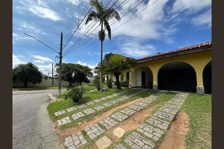 Casa de condomínio para alugar com 435m², 5 quartos e 5 vagas Casa de condomínio para alugar com 435m², 5 quartos e 5 vagasFachada
