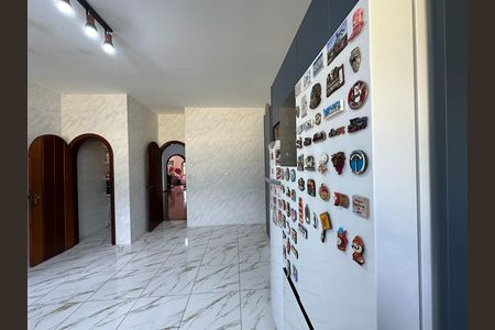 Casa de condomínio para alugar com 435m², 5 quartos e 5 vagas Casa de condomínio para alugar com 435m², 5 quartos e 5 vagasCozinha