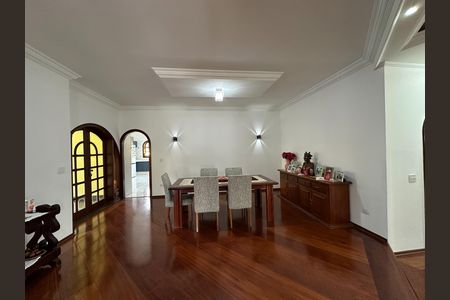 Casa de condomínio para alugar com 435m², 5 quartos e 5 vagas Casa de condomínio para alugar com 435m², 5 quartos e 5 vagasSala