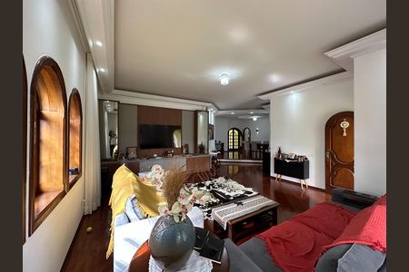 Casa de condomínio para alugar com 435m², 5 quartos e 5 vagas Casa de condomínio para alugar com 435m², 5 quartos e 5 vagasSala