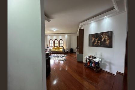 Casa de condomínio para alugar com 435m², 5 quartos e 5 vagas Casa de condomínio para alugar com 435m², 5 quartos e 5 vagasSala