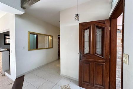 Sala de casa de condomínio para alugar com 3 quartos, 350m² em Loteamento Villa Branca, Jacareí