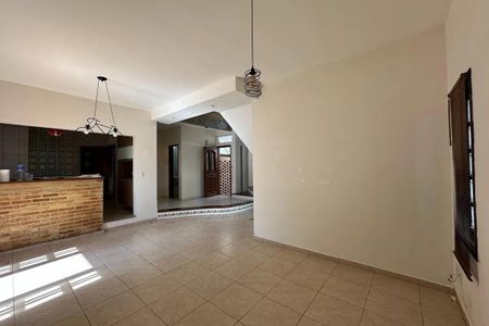 Casa de condomínio para alugar com 350m², 3 quartos e 4 vagas Casa de condomínio para alugar com 350m², 3 quartos e 4 vagasÁrea externa
