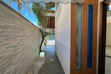 Casa de condomínio para alugar com 350m², 3 quartos e 4 vagas Casa de condomínio para alugar com 350m², 3 quartos e 4 vagasÁrea externa