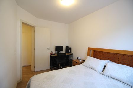 Quarto de apartamento à venda com 1 quarto, 68m² em Barra Olímpica, Rio de Janeiro