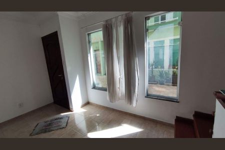 Casa à venda com 4 quartos, 165m² em Vila Aricanduva, São Paulo