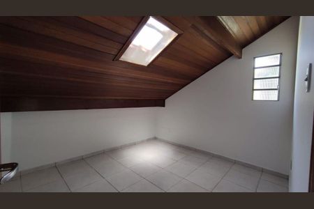 Casa à venda com 4 quartos, 165m² em Vila Aricanduva, São Paulo