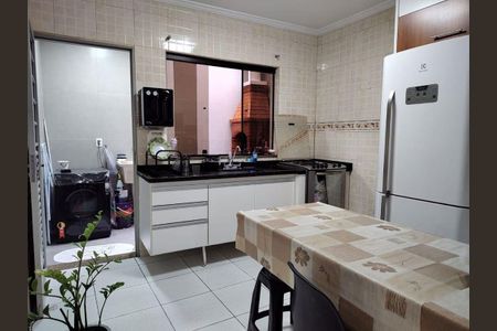 Casa à venda com 2 quartos, 116m² em Vila Matilde, São Paulo
