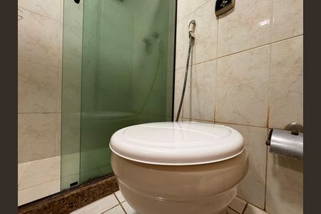 Apartamento para alugar com 90m², 3 quartos e 2 vagas Apartamento para alugar com 90m², 3 quartos e 2 vagasBanheiro Social