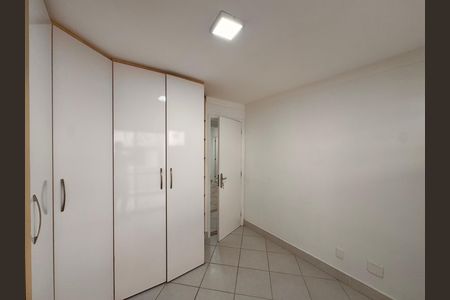 Apartamento para alugar com 90m², 3 quartos e 2 vagas Apartamento para alugar com 90m², 3 quartos e 2 vagasQuarto