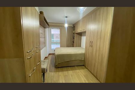 Apartamento à venda com 82m², 2 quartos e 1 vaga