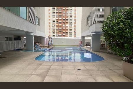 Apartamento à venda com 82m², 2 quartos e 1 vaga