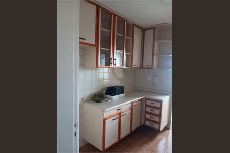 Apartamento à venda com 64m², 2 quartos e 1 vaga
