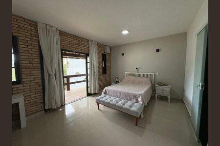Casa à venda com 2 quartos, 220m² em Engenho do Mato, Niterói