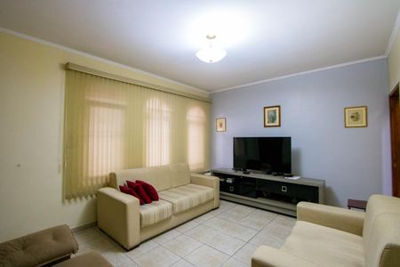 Sala de casa à venda com 3 quartos, 160m² em Cata Preta, Santo André
