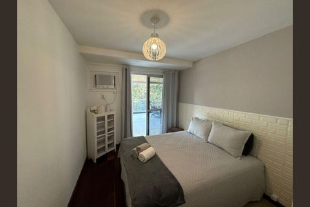 Apartamento à venda com 132m², 3 quartos e 2 vagas