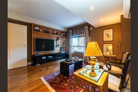Apartamento à venda com 3 quartos, 330m² em Pacaembu, São Paulo