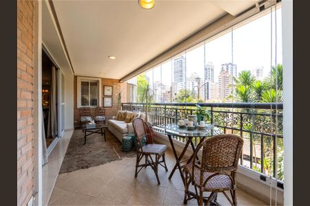 Apartamento à venda com 330m², 3 quartos e 5 vagas