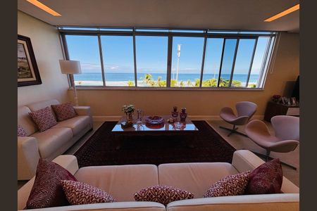 Apartamento à venda com 136m², 2 quartos e 2 vagas