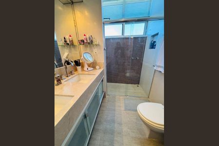 Apartamento à venda com 136m², 2 quartos e 2 vagas