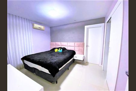 Casa à venda com 4 quartos, 430m² em Vargem Pequena, Rio de Janeiro