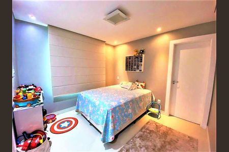 Casa à venda com 4 quartos, 430m² em Vargem Pequena, Rio de Janeiro