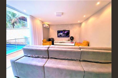 Casa à venda com 4 quartos, 430m² em Vargem Pequena, Rio de Janeiro