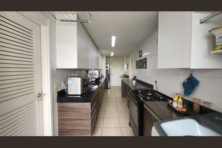 Apartamento à venda com 146m², 3 quartos e 2 vagas