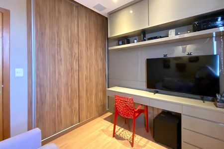 Apartamento à venda com 80m², 3 quartos e 2 vagas Apartamento à venda com 80m², 3 quartos e 2 vagasQuarto 3