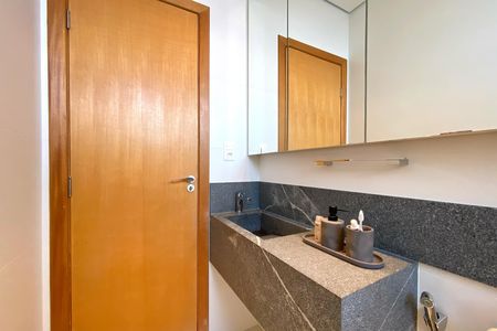 Apartamento à venda com 80m², 3 quartos e 2 vagas Apartamento à venda com 80m², 3 quartos e 2 vagasBanheiro