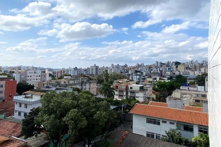 Apartamento à venda com 80m², 3 quartos e 2 vagas Apartamento à venda com 80m², 3 quartos e 2 vagasVista do Quarto 2