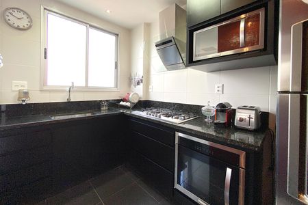 Apartamento à venda com 80m², 3 quartos e 2 vagas Apartamento à venda com 80m², 3 quartos e 2 vagasCozinha
