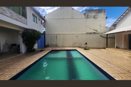 Casa à venda com 450m², 4 quartos e 4 vagas