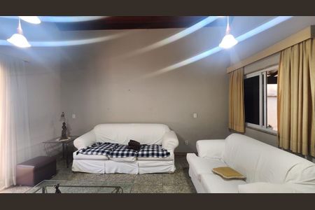 Casa à venda com 4 quartos, 450m² em Anil, Rio de Janeiro
