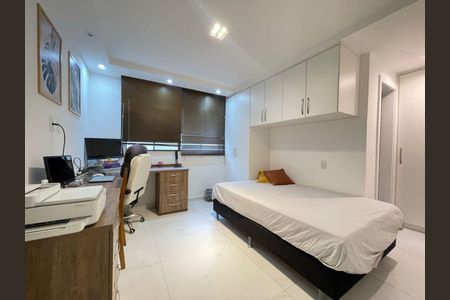 Casa à venda com 4 quartos, 392m² em Recreio dos Bandeirantes, Rio de Janeiro