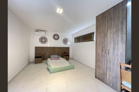 Casa à venda com 4 quartos, 392m² em Recreio dos Bandeirantes, Rio de Janeiro