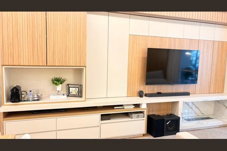 Apartamento à venda com 99m², 2 quartos e 2 vagasSala