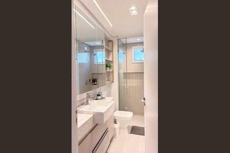 Apartamento à venda com 99m², 2 quartos e 2 vagasBanheiro
