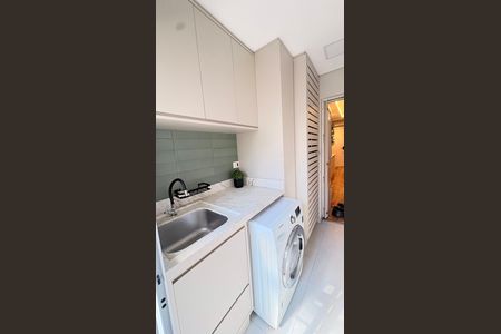 Área de serviço de apartamento à venda com 2 quartos, 99m² em Bacacheri, Curitiba