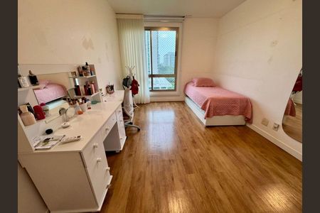 Apartamento para alugar com 290m², 4 quartos e 2 vagas